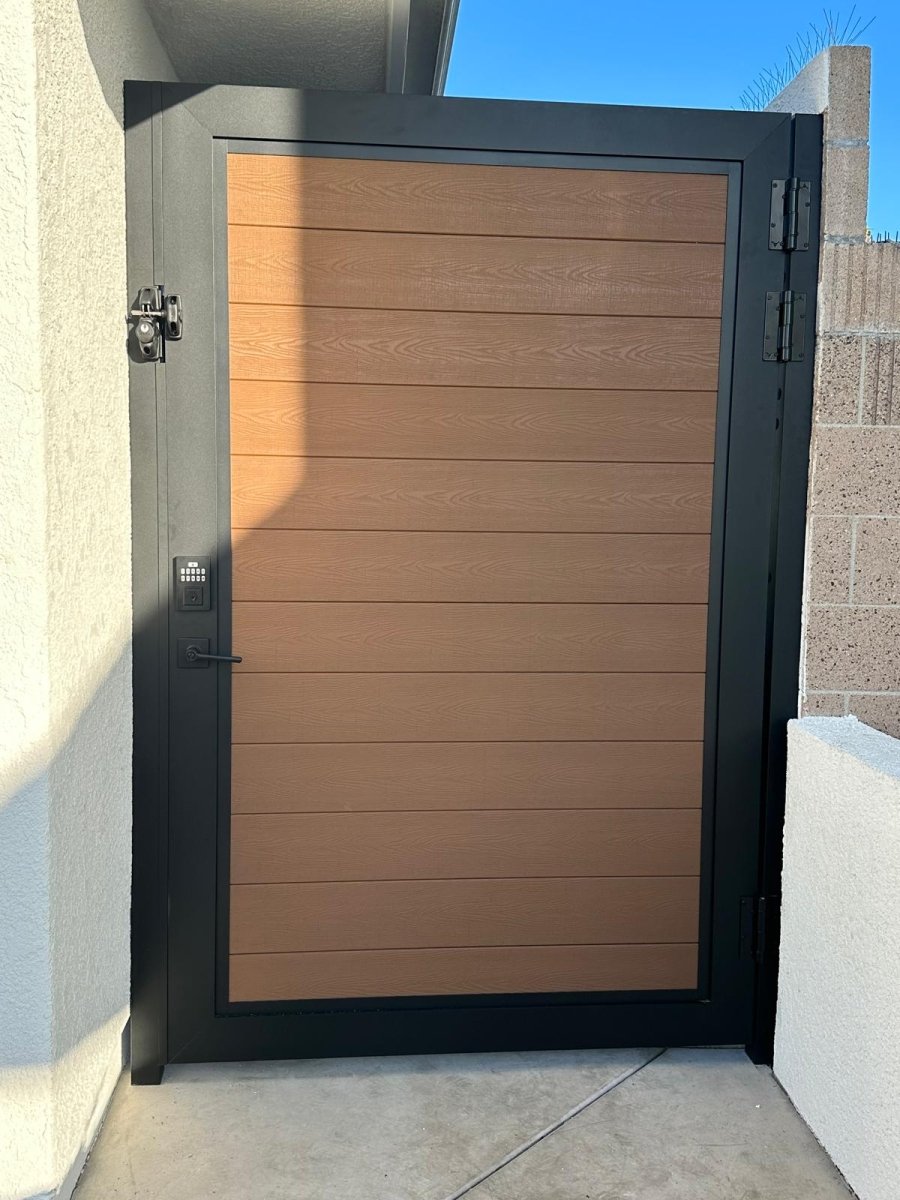 Kwikset Entry Door Handle with Lock and Key - Iron Master Gates